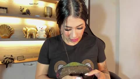 Snapshot of kiim_taaylor chatting on 01-30-25, 06:00 Kim online show from 01-30-25, 06:00