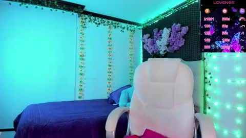 Snapshot of kiimsumi chatting on 09-29-25, 03:44 IGkimsumipark XKimsumip online show from 09-29-25, 03:44