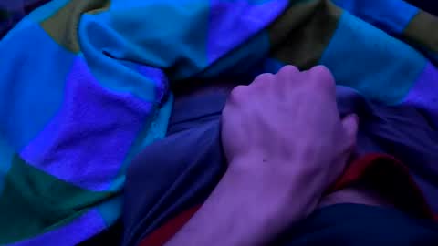 kike572183 online show from 04-28-26, 01:04