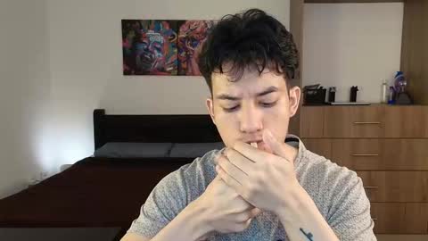 Snapshot of kikeruiz_19 chatting on 11-10-25, 12:42 kikeruiz 19 online show from 11-10-25, 12:42