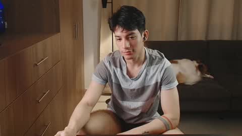 Snapshot of kikeruiz_19 chatting on 12-01-25, 04:23 kikeruiz 19 online show from 12-01-25, 04:23