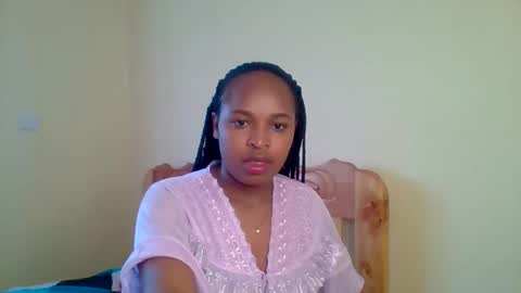 Snapshot of kiki_beby chatting on 05-09-26, 08:30 Angela online show from 05-09-26, 08:30