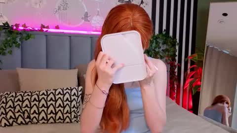 Snapshot of kiki_blue_eyes chatting on 09-16-25, 04:13 kiki_blue_eyes online show from 09-16-25, 04:13