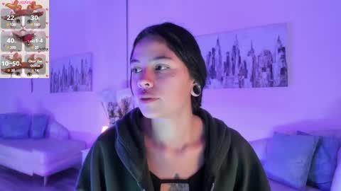 Snapshot of kiki_cams chatting on 12-05-24, 12:33 kIKI online show from 12-05-24, 12:33