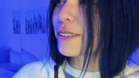 Snapshot of kiki_cams chatting on 12-28-24, 07:44 kIKI online show from 12-28-24, 07:44