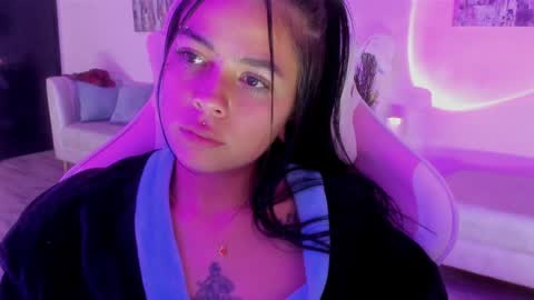 Snapshot of kiki_cams chatting on 01-08-25, 09:32 kIKI online show from 01-08-25, 09:32