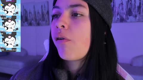 Snapshot of kiki_cams chatting on 01-23-25, 03:58 kIKI online show from 01-23-25, 03:58