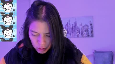 Snapshot of kiki_cams chatting on 01-27-25, 03:58 kIKI online show from 01-27-25, 03:58
