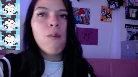 Snapshot of kiki_cams chatting on 02-12-25, 01:41 kIKI online show from 02-12-25, 01:41
