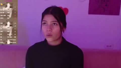 Snapshot of kiki_cams chatting on 02-23-25, 07:38 kIKI online show from 02-23-25, 07:38
