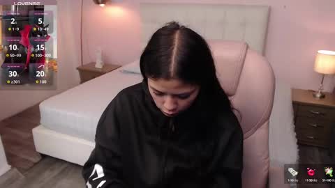 Snapshot of kiki_cams chatting on 09-16-25, 11:11 kIKI online show from 09-16-25, 11:11