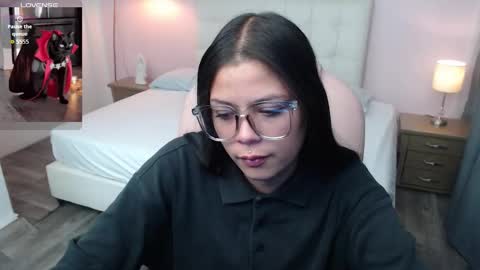 Snapshot of kiki_cams chatting on 09-17-25, 12:51 kIKI online show from 09-17-25, 12:51