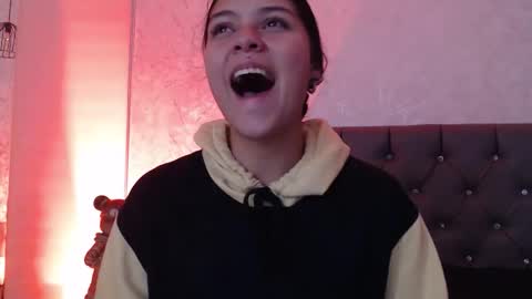 kIKI online show from 02-04-26, 03:56