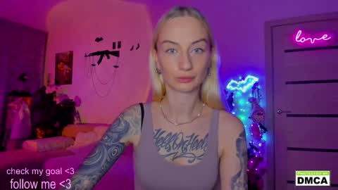 Snapshot of kiki_cute__ chatting on 11-02-25, 09:28 Kiki online show from 11-02-25, 09:28