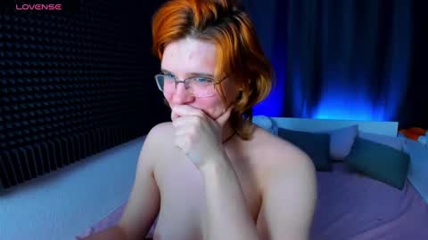 Snapshot of kiki_krash chatting on 12-16-24, 01:11 Kiki online show from 12-16-24, 01:11