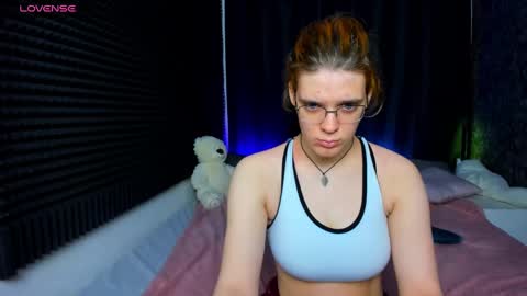 Snapshot of kiki_krash chatting on 01-20-25, 10:29 Kiki online show from 01-20-25, 10:29