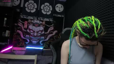 Snapshot of kiki_krash chatting on 09-17-25, 10:06 Kiki online show from 09-17-25, 10:06