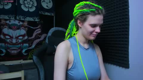 Snapshot of kiki_krash chatting on 10-07-25, 10:01 Kiki online show from 10-07-25, 10:01