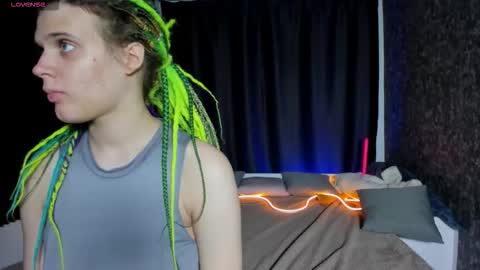 Snapshot of kiki_krash chatting on 10-14-25, 10:05 Kiki online show from 10-14-25, 10:05