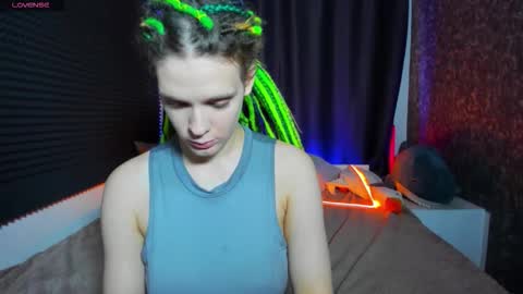 Snapshot of kiki_krash chatting on 10-19-25, 10:16 Kiki online show from 10-19-25, 10:16