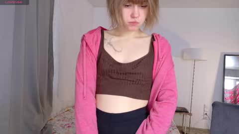 Kiki online show from 06-09-26, 04:13