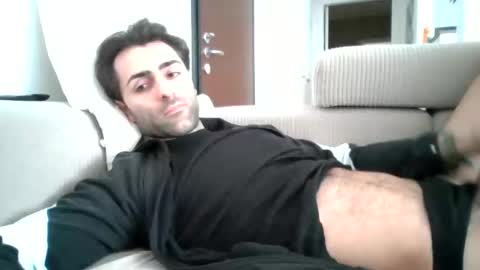 Snapshot of kikkus01 chatting on 02-19-25, 01:39 kikkus01 online show from 02-19-25, 01:39