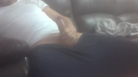 Snapshot of kiko83c chatting on 01-12-25, 05:01 New accound cavilacion online show from 01-12-25, 05:01