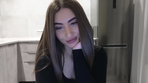 Snapshot of killer__girls chatting on 01-11-25, 11:24 EvaAnna online show from 01-11-25, 11:24