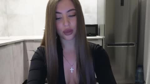 Snapshot of killer__girls chatting on 02-23-25, 11:47 EvaAnna online show from 02-23-25, 11:47