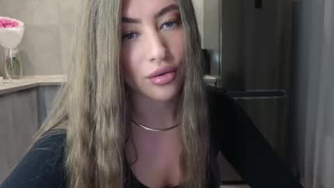 Snapshot of killer__girls chatting on 03-05-25, 10:43 EvaAnna online show from 03-05-25, 10:43