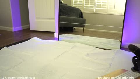 Kristin online show from 12-06-24, 05:33