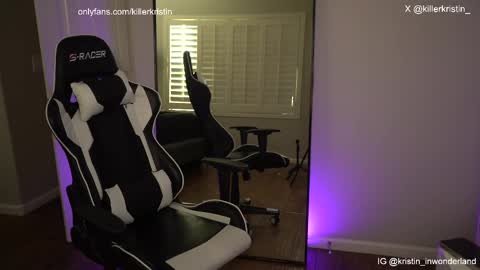 Kristin online show from 02-16-25, 07:27