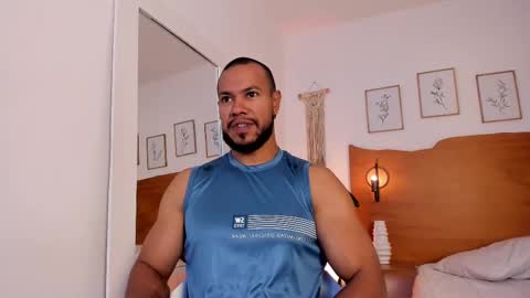 Kilua Muscle guy online show from 09-26-25, 09:52
