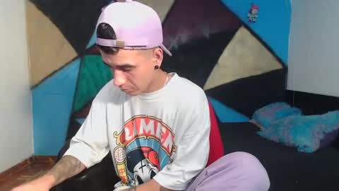 Snapshot of kilyan_ chatting on 01-15-25, 10:06 jahn online show from 01-15-25, 10:06