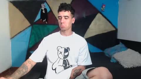 Snapshot of kilyan_ chatting on 01-23-25, 04:52 jahn online show from 01-23-25, 04:52