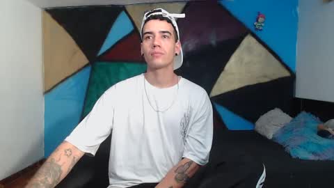 Snapshot of kilyan_ chatting on 01-24-25, 09:05 jahn online show from 01-24-25, 09:05