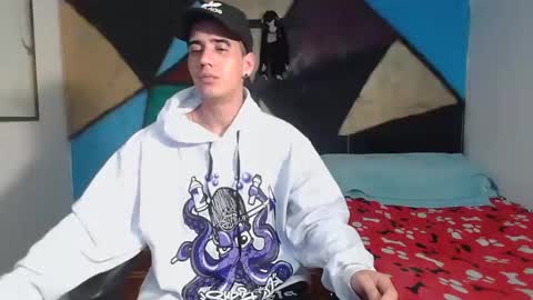 Snapshot of kilyan_ chatting on 02-12-25, 08:16 jahn online show from 02-12-25, 08:16