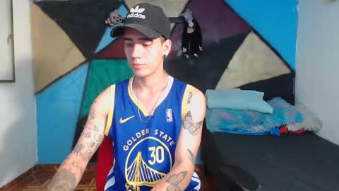 Snapshot of kilyan_ chatting on 02-15-25, 06:23 jahn online show from 02-15-25, 06:23