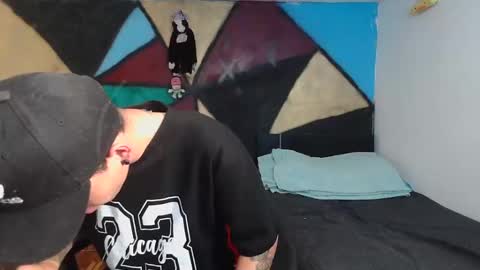 Snapshot of kilyan_ chatting on 02-19-25, 08:12 jahn online show from 02-19-25, 08:12