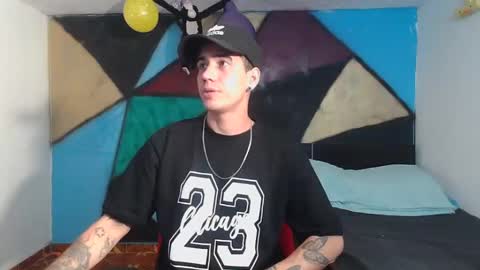 Snapshot of kilyan_ chatting on 02-19-25, 11:17 jahn online show from 02-19-25, 11:17
