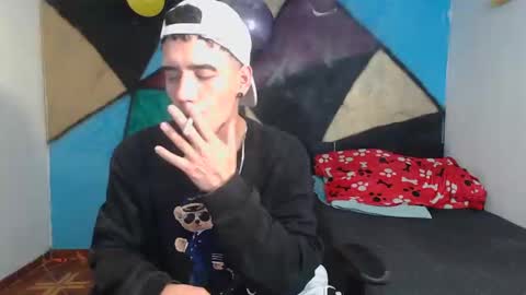 Snapshot of kilyan_ chatting on 02-20-25, 07:12 jahn online show from 02-20-25, 07:12