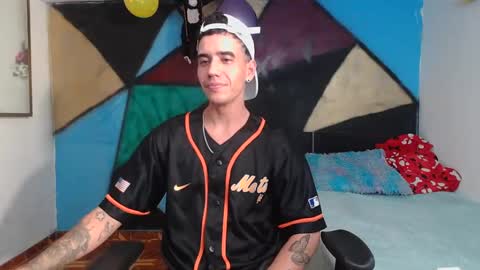 Snapshot of kilyan_ chatting on 02-22-25, 07:01 jahn online show from 02-22-25, 07:01