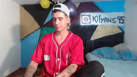 Snapshot of kilyan_ chatting on 02-25-25, 06:36 jahn online show from 02-25-25, 06:36