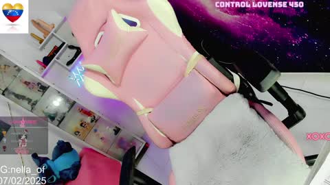 Snapshot of kilye_nellaa chatting on 02-08-25, 01:32 kylie anthonella online show from 02-08-25, 01:32