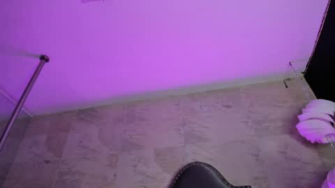 cherry  online show from 04-22-26, 03:09