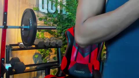 Snapshot of kim_beckett chatting on 12-19-24, 01:07 Kim online show from 12-19-24, 01:07