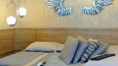 Snapshot of kim_beckett chatting on 02-17-25, 02:04 Kim online show from 02-17-25, 02:04