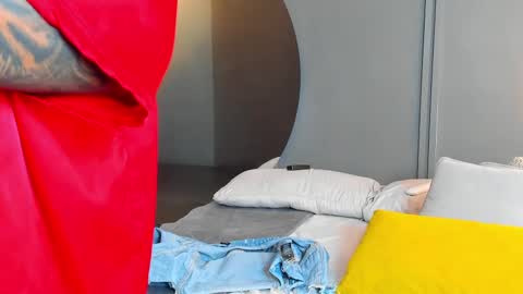 Snapshot of kim_beckett chatting on 02-28-25, 04:31 Kim online show from 02-28-25, 04:31