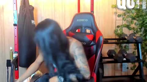 Snapshot of kim_beckett chatting on 03-01-25, 01:18 Kim online show from 03-01-25, 01:18