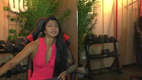 Snapshot of kim_beckett chatting on 09-20-25, 01:01 Kim online show from 09-20-25, 01:01